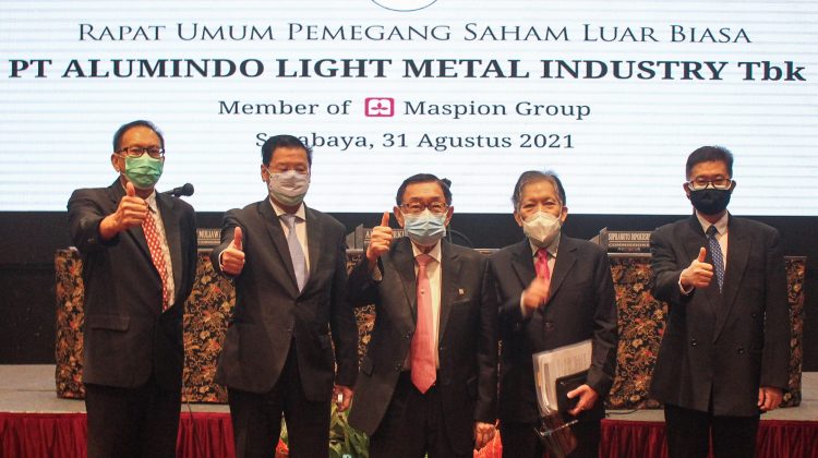 Dari kiri: Direktur ALMI Wibowo Suryadinata, Komisaris INAI - ALMI Welly Muliawan, Presdir INAI - ALMI Alim Markus, Komisaris INAI - ALMI Supranoto Dipokusumo, dan Direktur INAI Cahyadi Salim