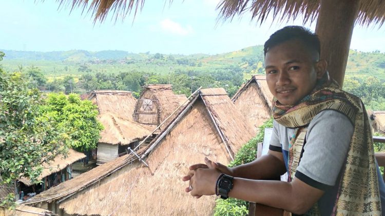 Imam Syafi'i atau yang kerap dikenal Imam Pantor aktivis asal Kabupaten Bangkalan.
Foto : klikku.net Anam ist.