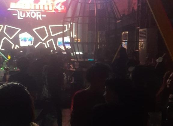 Suasana club Luxor 