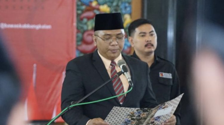 Ahmad Mustain Saleh Ketua Bawaslu Kabupaten Bangkalan.
Foto : Klikku dok ist Anam.