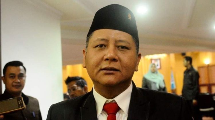 Almarhum saat masih menjabat sebagai Wawali Surabaya