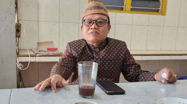 Thomas Ag Tokoh Birokrasi Kabupaten Bangkalan.

Dok Anam klikku.net.