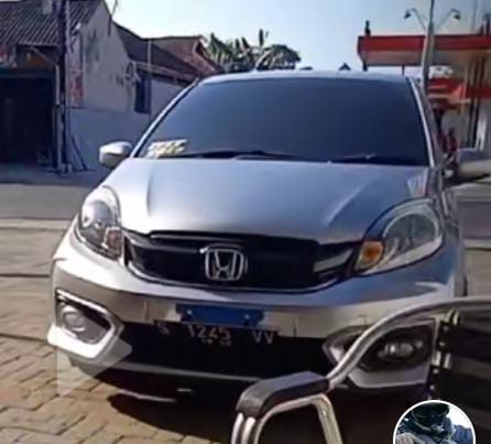 Mobil Honda Briyo yang digelapkan.

Dok Anam klikku.net ist.
