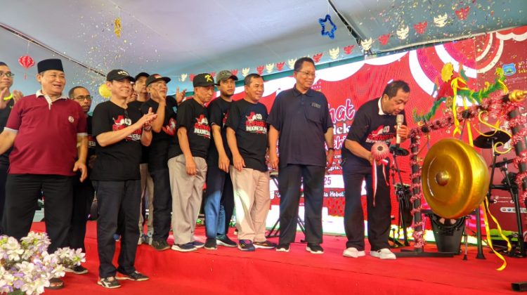 Peluncuran 5 Program Unggulan SD Mudipat Ditandaii dengan Pemukulan Gong 