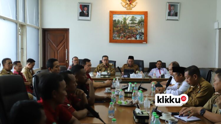 Dok klikku.id ist Titin Jombang.