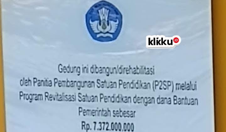 PPDB SMPN 18 Domas Gresik Jadi Sorotan, Siswa Berprestasi hingga Jalur Akademik Gagal Lolos. Dok Foto Rigie. klikku.id